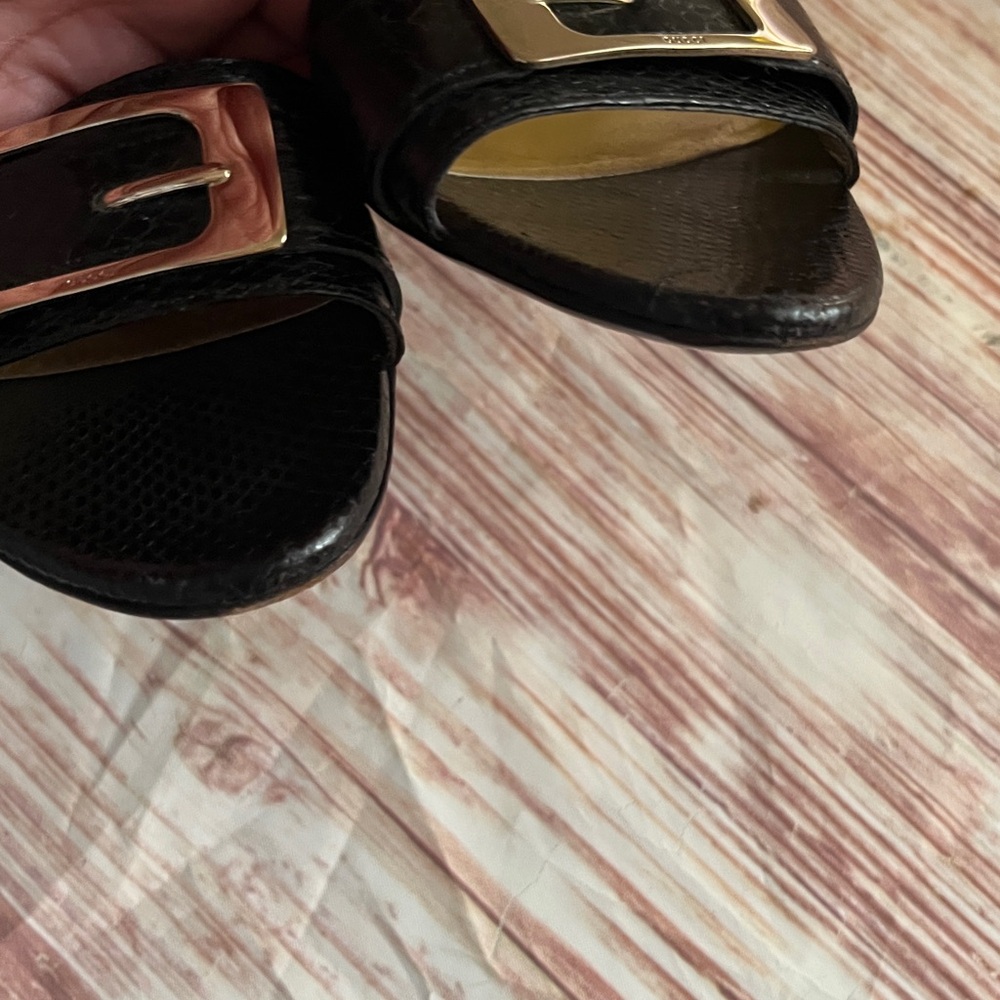 Gucci Black Lizzard Snakeskin Open Toe Heels with Gold Accent 8 1/2 B - Picture 14 of 14